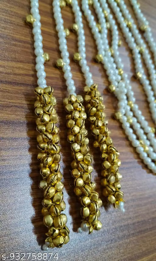 Ghungroo Paranda for women