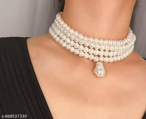 Pearl necklace for women