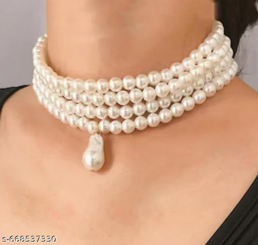Pearl necklace for women