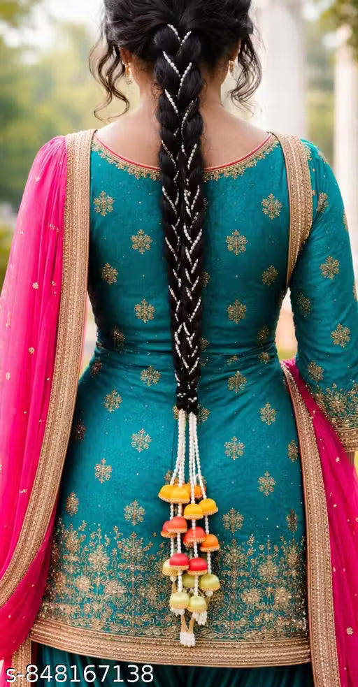 Pearl paranda with colourful latkan